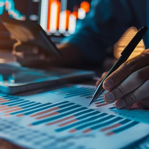 How to Manage Business Finances Like a Pro (Even as a Small Business Owner)